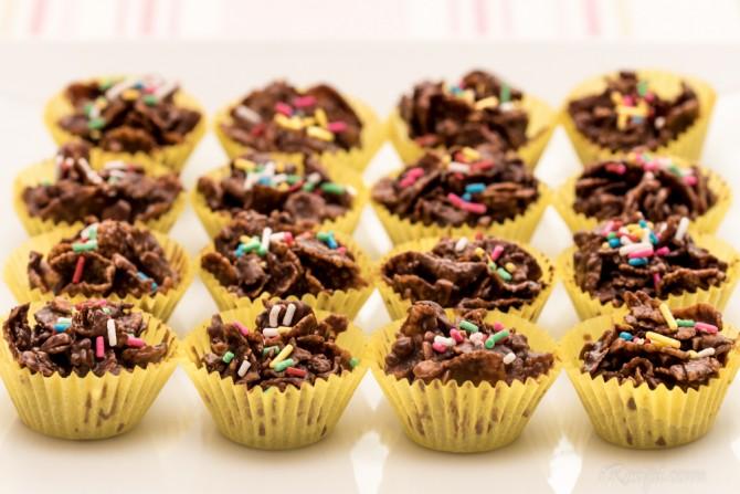 Biskut Cornflakes Coklat Badam