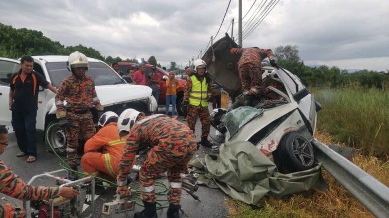 1 maut, 2 cedera dalam nahas berdekatan Patro Kampung Gajah