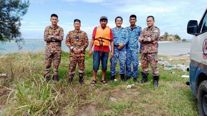 Lima jam berpaut pada tong ikan