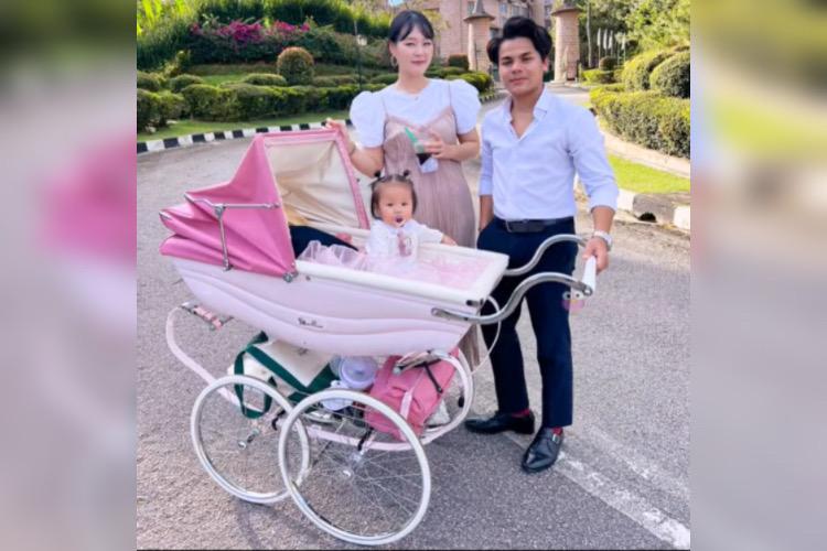 Ryzal Ibrahim Pernah Dikecam Beli Stroller Bernilai RM20k