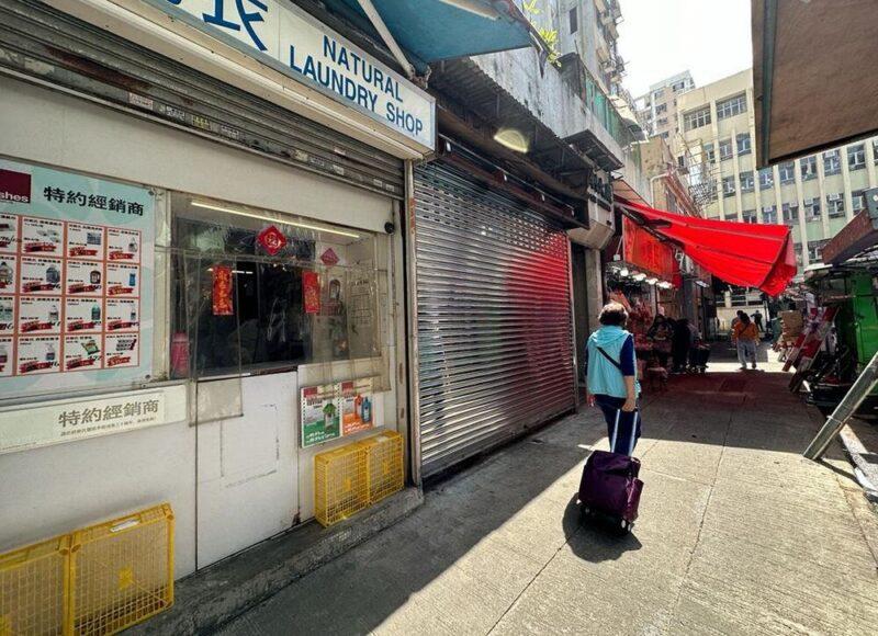 Kedai jual daging anjing, kucing diserbu di HK