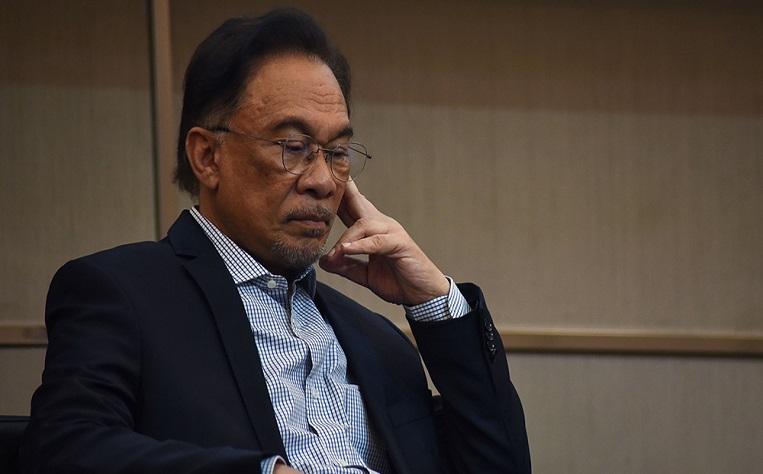 Anwar Bakal Tumbang Tanpa Sokongan DS Najib