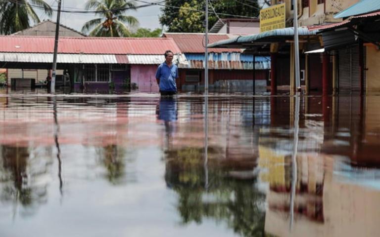 Number of flood evacuees drops in Johor