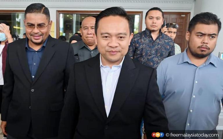 Court reprimands Wan Saiful for being late for graft trial
