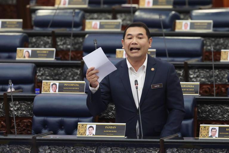 Rafizi defends PM Anwar for holding Finance portfolio