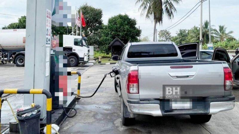 Tiga kali isi diesel, rupanya seludup minyak