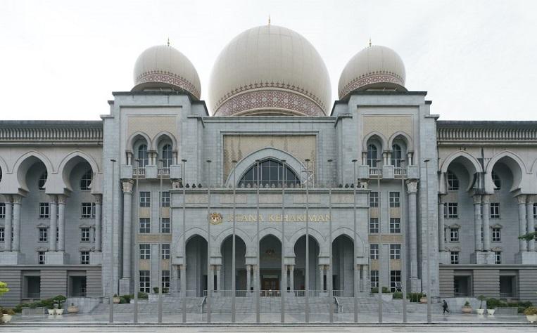 Tiang Seri Istana Kehakiman Sudah Di Makan Anai-Anai, Perlu Di Tukar Segera