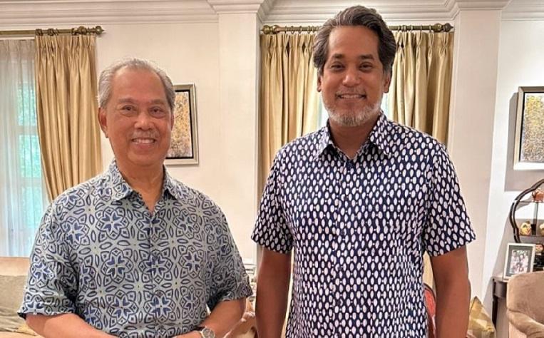 Senyuman Kelat Muhyiddin Dalam Pertemuan Dengan KJ