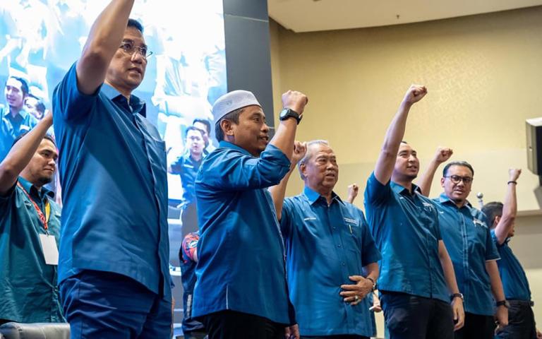 Muhyiddin puts onus on Azmin to deliver Selangor