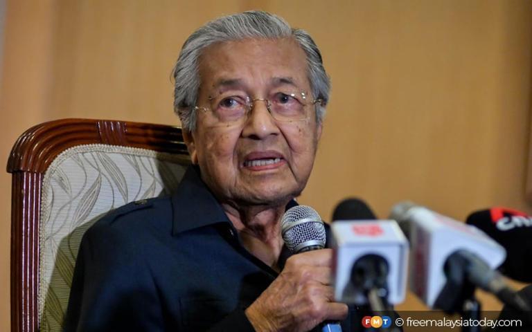 Dr Mahathir Mohamad claimed that 95% of Chinese voters cast their ballots in GE15.