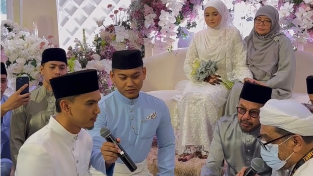 MK K-Clique Kini Milik Siti Hajaar, Serah Mas Kahwin RM302 & Seutas Rantai Emas