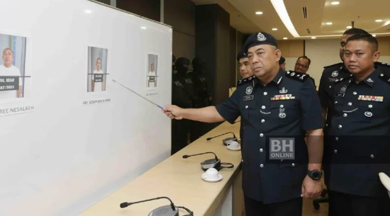 Polis kesan enam lagi warga asing untuk diekstradisi