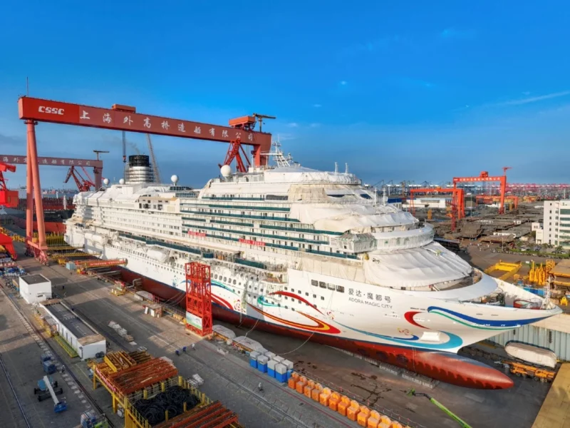 Kapal persiaran mega buatan China selesai jalani percubaan