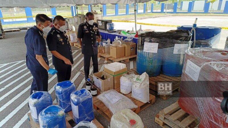 Polis bongkar makmal proses dadah, rampas RM2.3 juta ketamin
