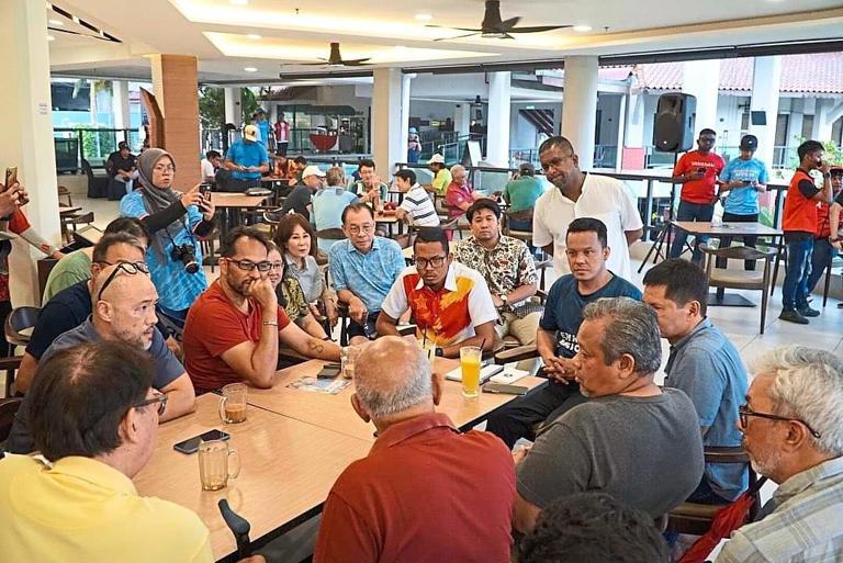 Cancel relocation of clubhouse, Amirudin urged