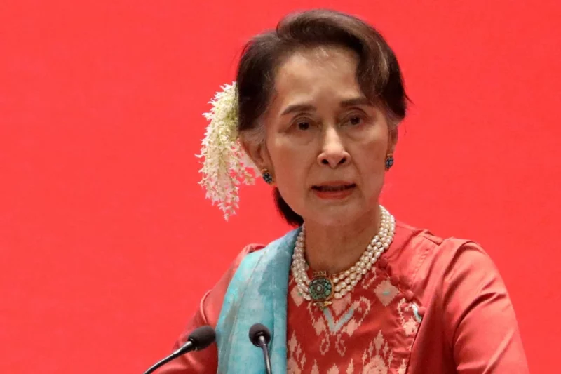 Junta Myanmar beri pengampunan negara kepada Suu Kyi