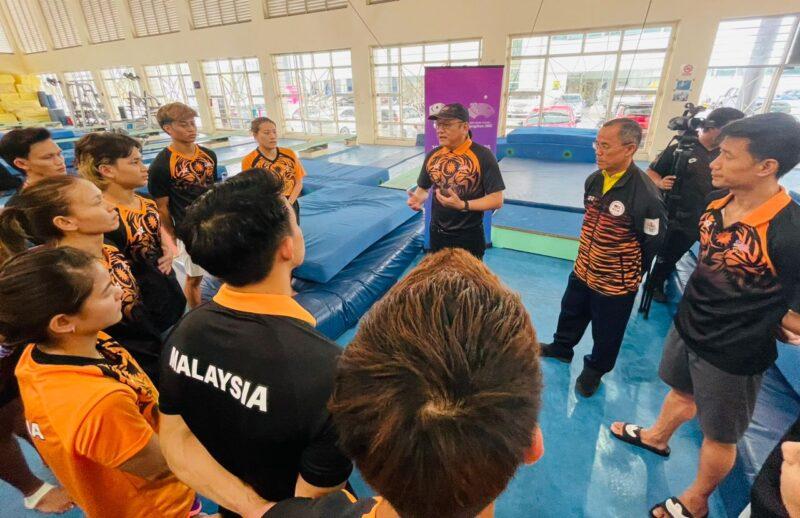 Bekas olimpian negara perkuat skuad terjun 