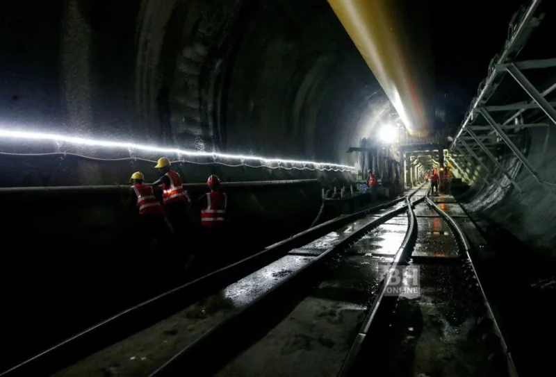 Terowong Genting ECRL, terowong tren terpanjang di Asia