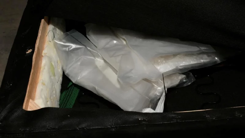 Seludup 90 kg methamphetamine dalam tilam ke Sydney