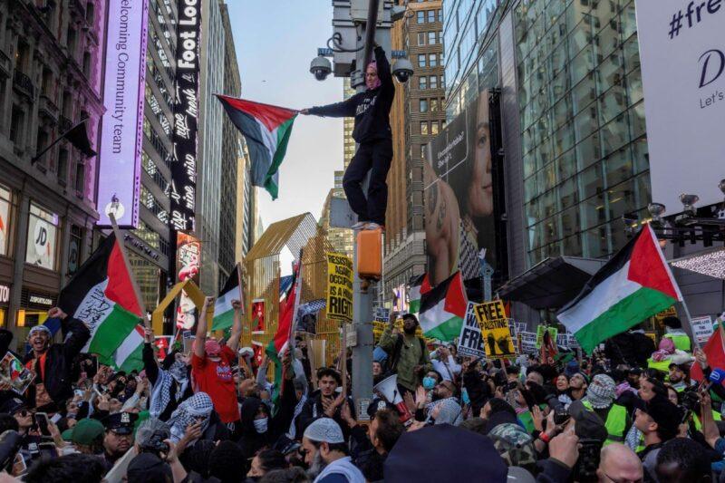 Ribuan di London, New York bersolidariti untuk Palestin