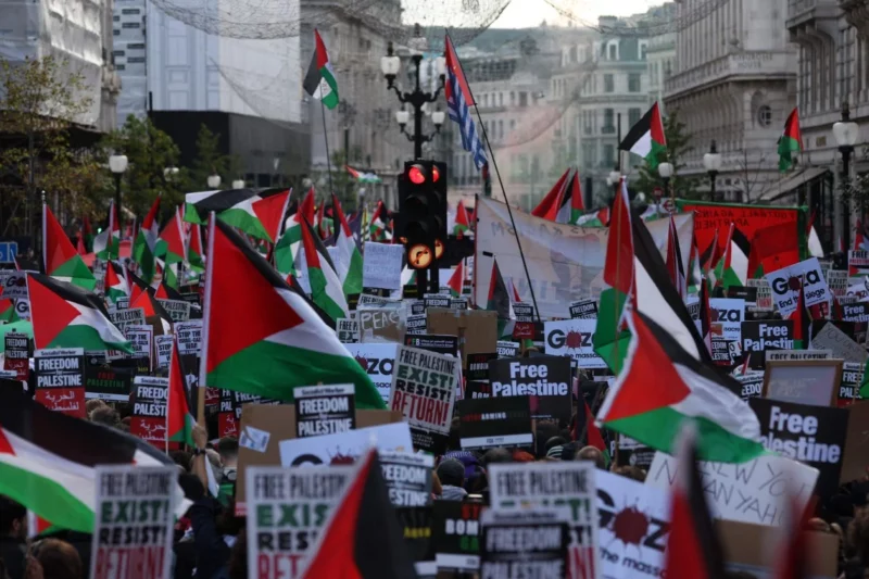 Ribuan di London, New York bersolidariti untuk Palestin