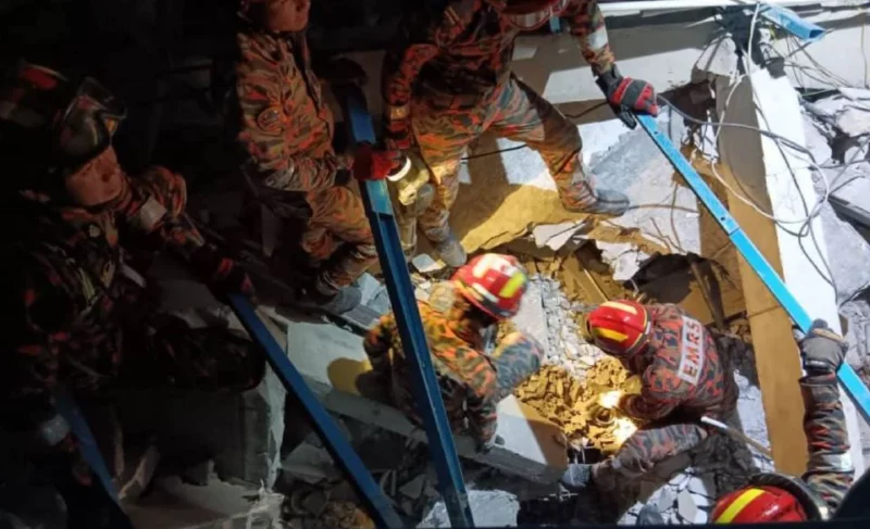 Tragedi Pulau Perhentian: Operasi SAR mangsa bangunan runtuh diteruskan waktu malam