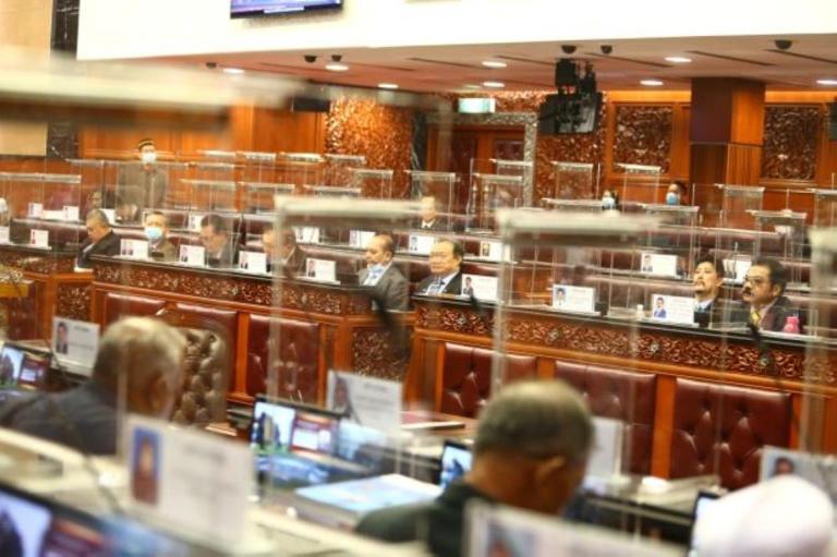 Dewan Rakyat proceedings come to temporary halt as Opposition MP refers to Umno as ‘celaka’