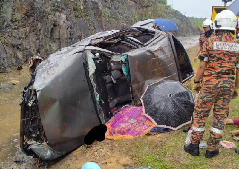 Wanita maut 4WD dipandu terbabas, rempuh pembahagi jalan