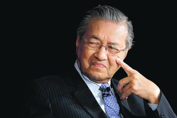 'Prove that I bribed YDPA' - Tun M