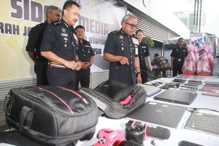 Illegal crypto investment scheme syndicate busted, various items seized including sports cars