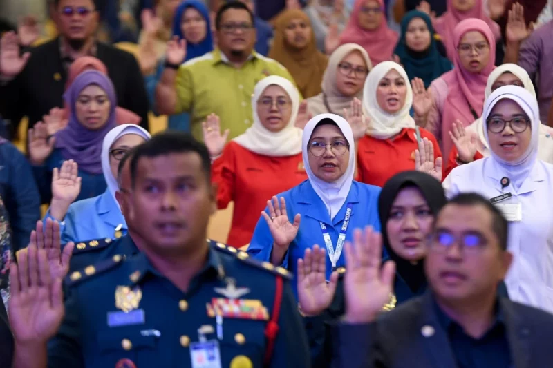 Penjawat awam tetap baharu tidak berpencen