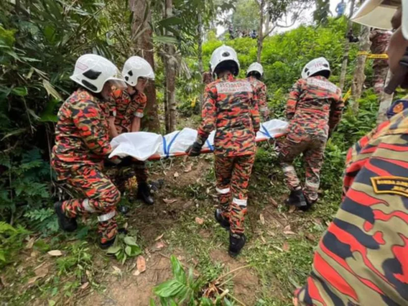 'Saya ajar anak mengucap sampai dia pergi..'