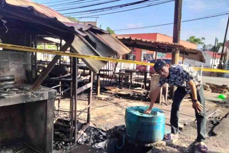 Kedai terbakar, tong gas meletup