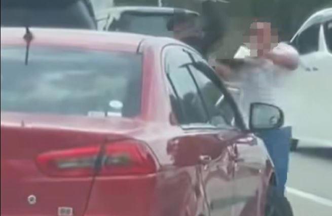 Cops searching for Singapore registered car owner for road rage incident in Johor