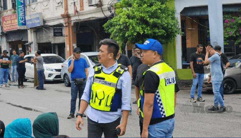 Klang digempur Polis