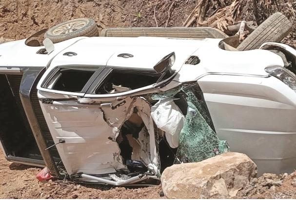 Falling boulder kills car driver in Tenom