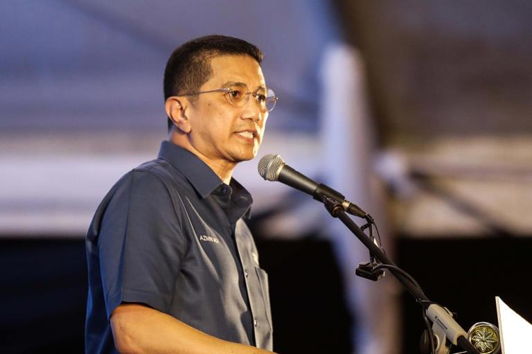 Azmin denounces Bersatu’s Selat Kelang rep for backing Selangor MB