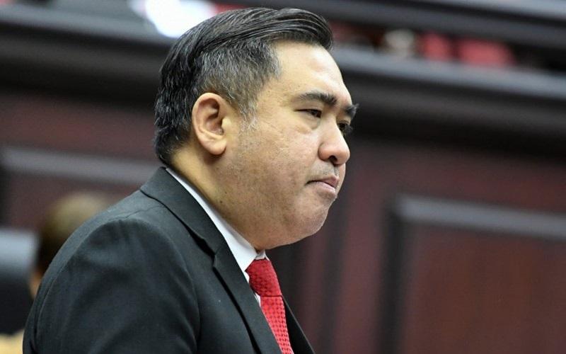 Daripada Sibuk Pasal Isu Stoking, Lebih Baik Anthony Loke Fokus Laporan KLIA Antara Paling Teruk