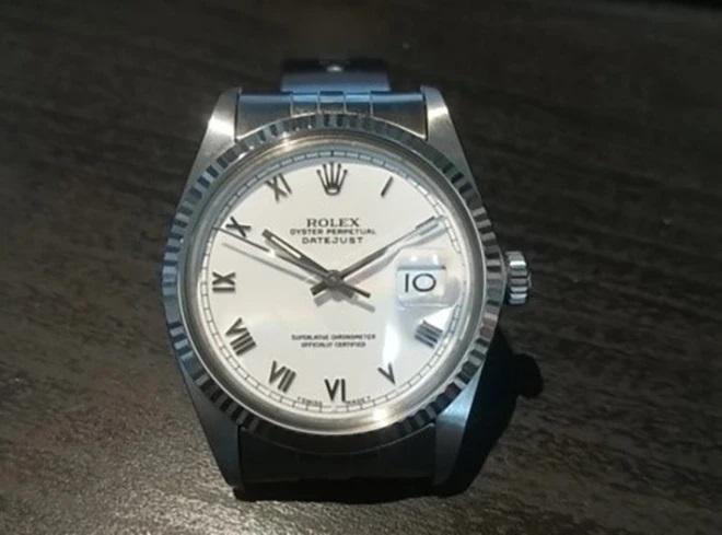 900 jam tangan mewah termasuk Rolex hilang