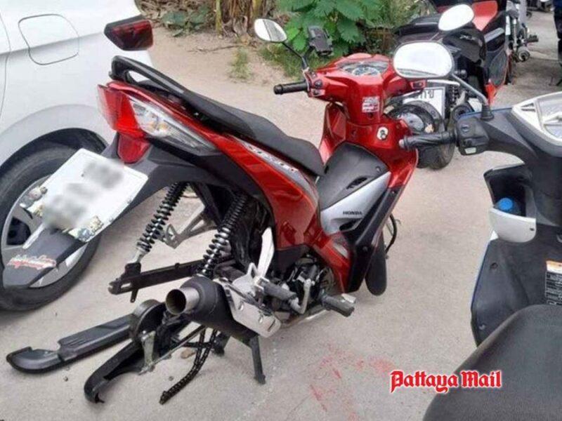 Pencuri ‘kebas’ roda belakang motosikal