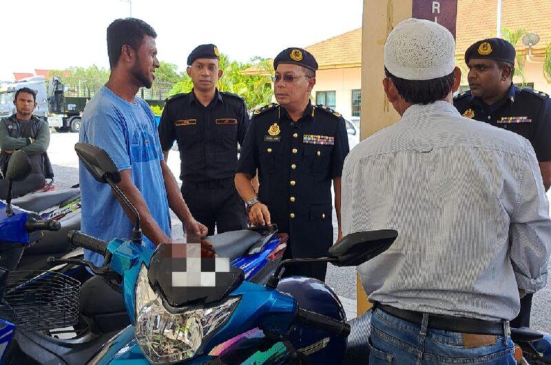 Warga asing beli lesen memandu RM2,000 di media sosial