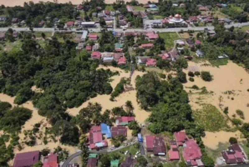 'Rumah hanyut, kenderaan tenggelam'