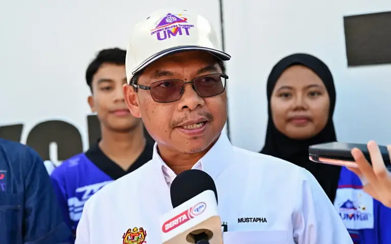 Higher education ministry unhappy non-citizens involved in UMS water protest