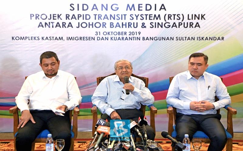 Dendam Mahathir Yang Tiada Penghujung Terhadap Istana Johor