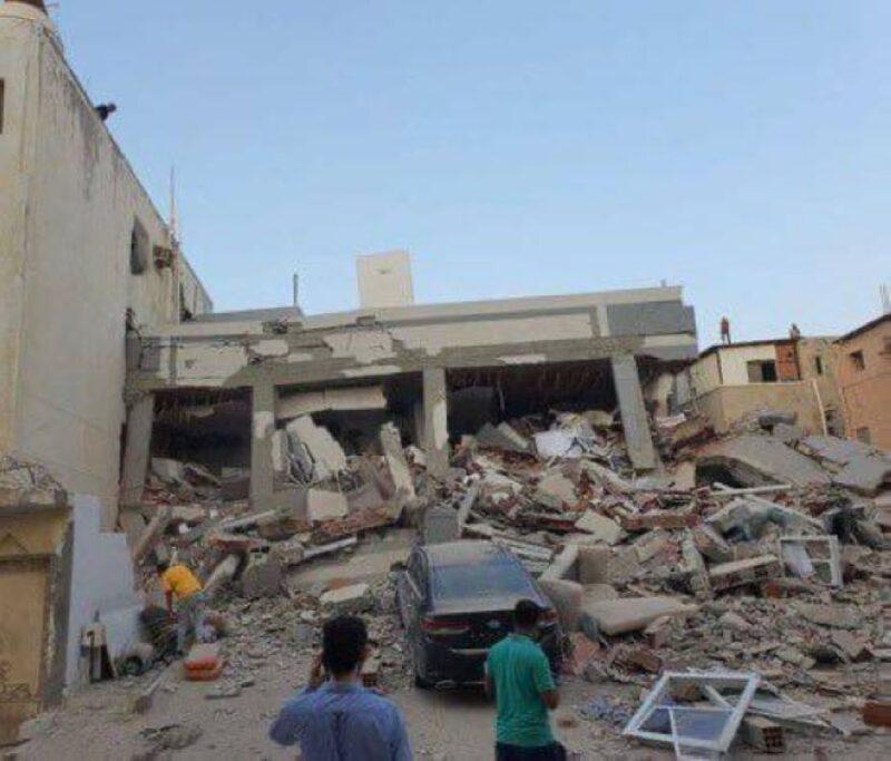Bangunan apartmen runtuh di Jeddah