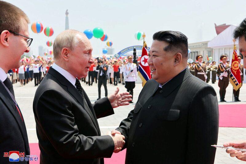 Serang Korea Utara bermakna serang Russia