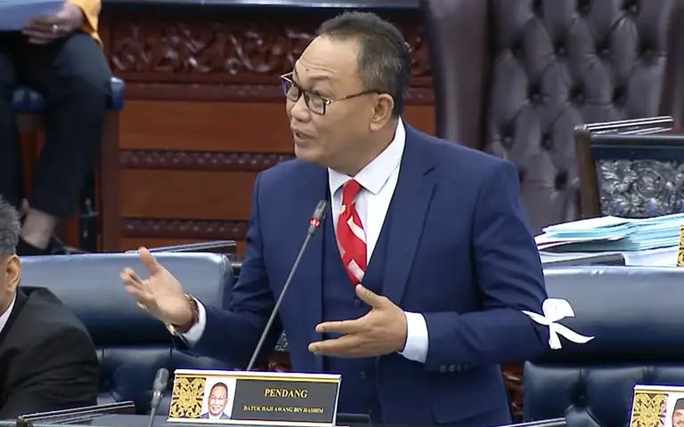 Pendang MP kicked out of Dewan for calling Rayer ‘anti-Islam’