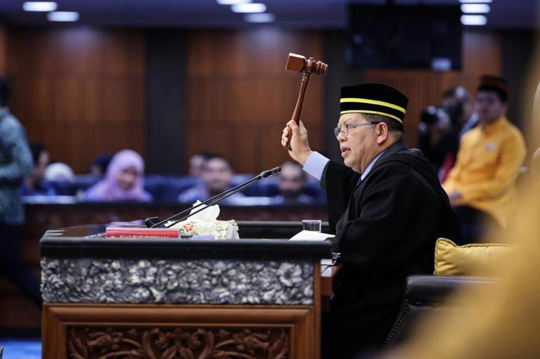 Six Bersatu MPs issue: Speaker's decision in line with Federal Constitution - Law expert
