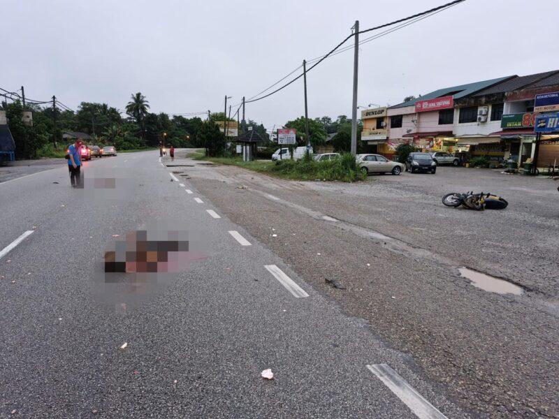 Maut dilanggar kereta lepas terjatuh tengah jalan