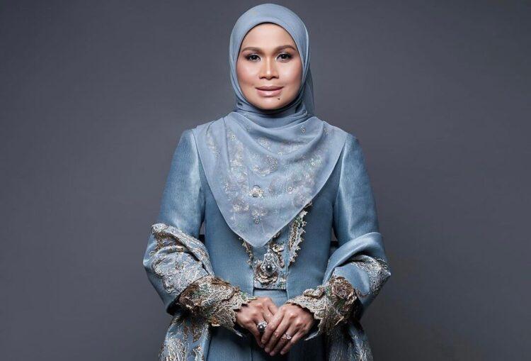 Haliza Maysuri Dedah Harga Baju Kebaya Dihiasi Batu Swarovski [VIDEO]  